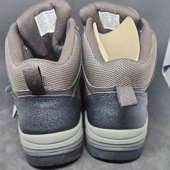 Ozark Trail Free Edge Hiker - Picture 5 of 7